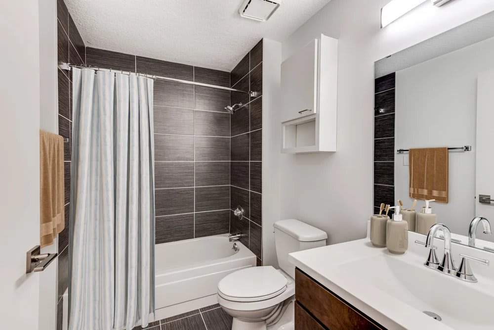 The Markham – photo 4
