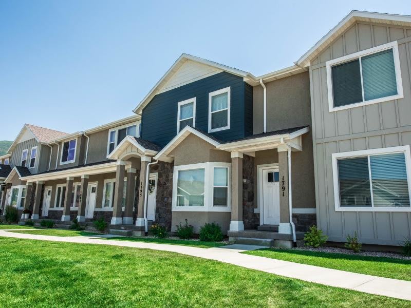 Greyhawk Townhomes – photo 1