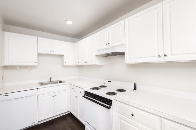 1220 Sansom Street Apartments – photo 5