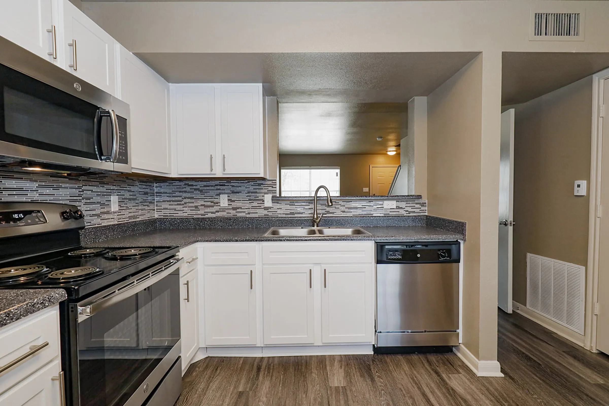 Parkland Pointe – photo 2