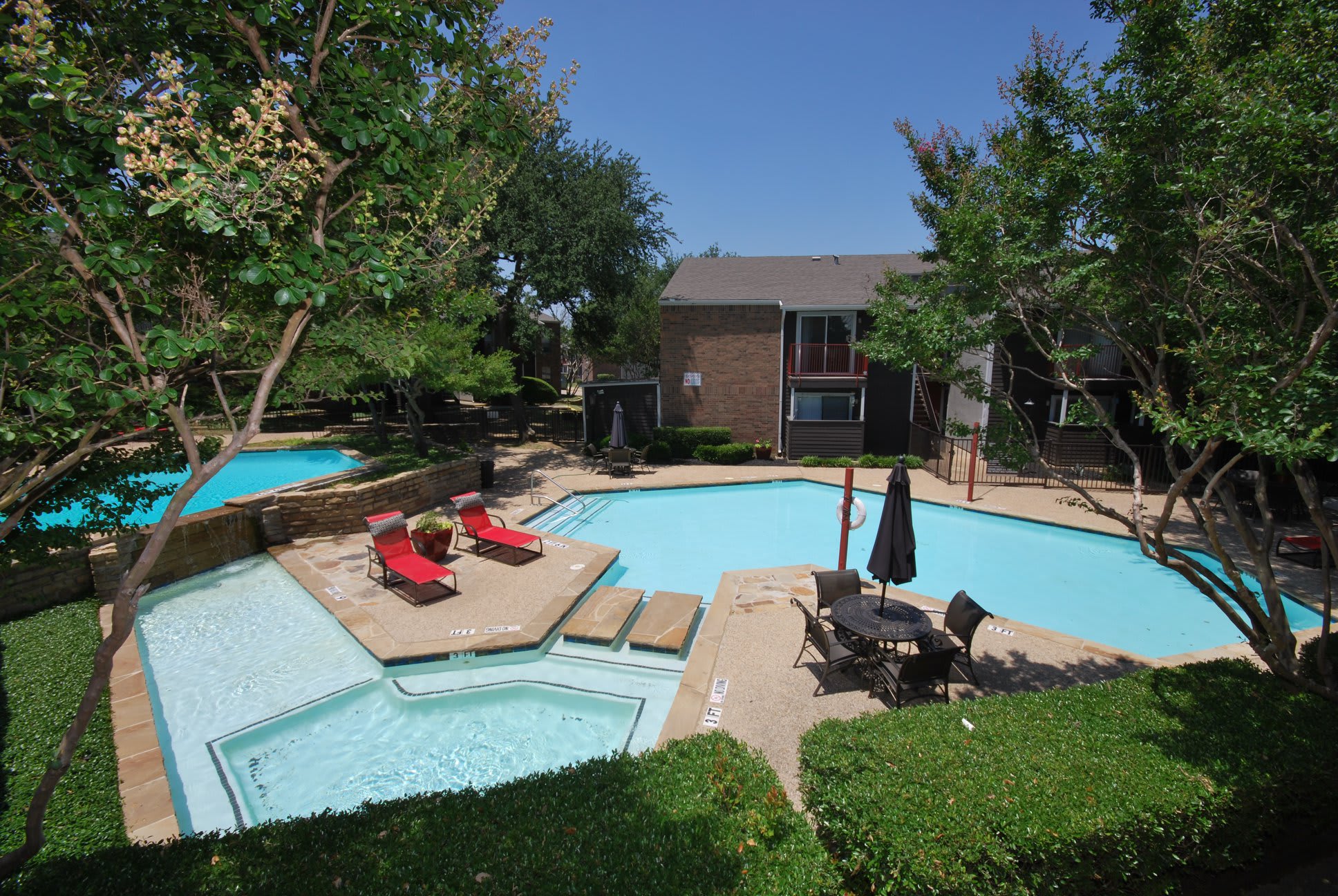 6Eleven Lamar – photo 2