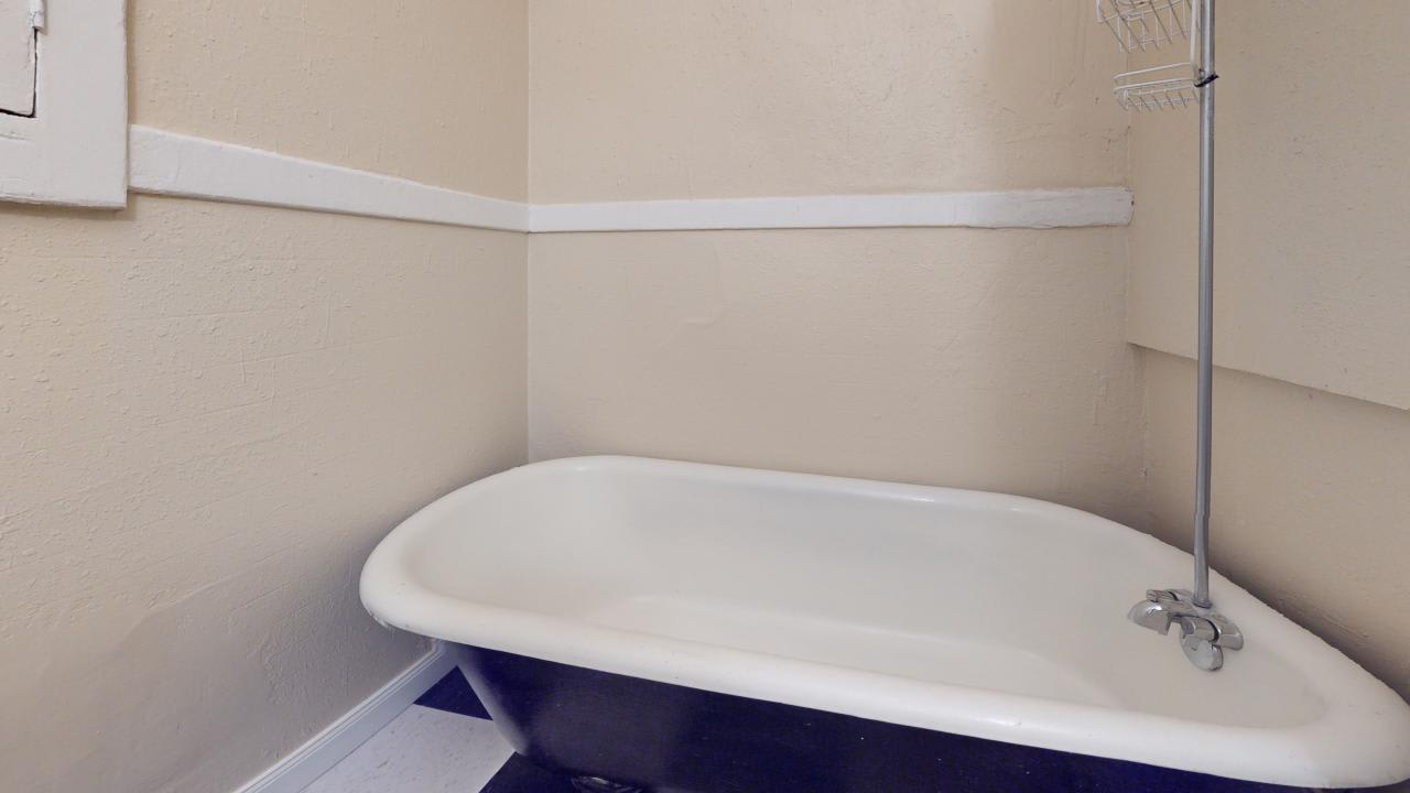 Roycroft – photo 2