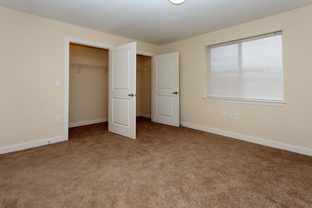 Eastbrooke Apartments – photo 3
