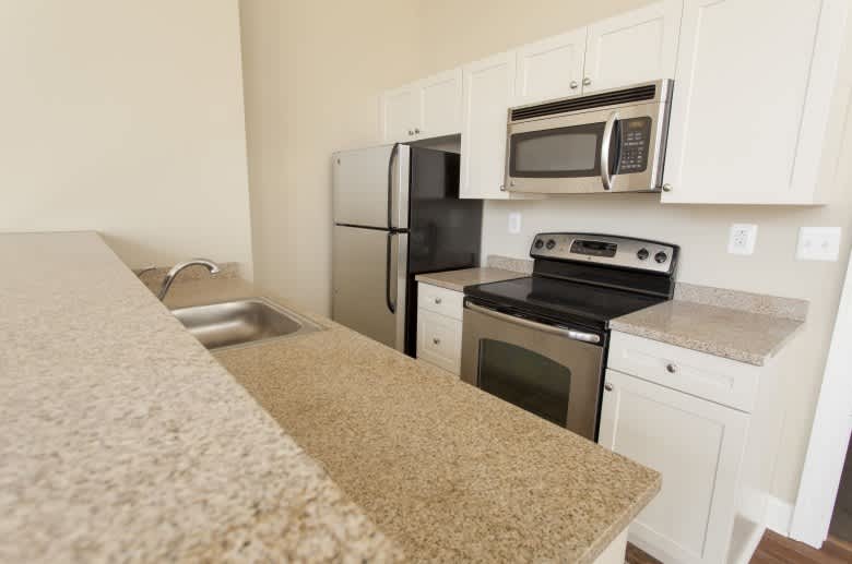 320 Walnut Street – photo 4