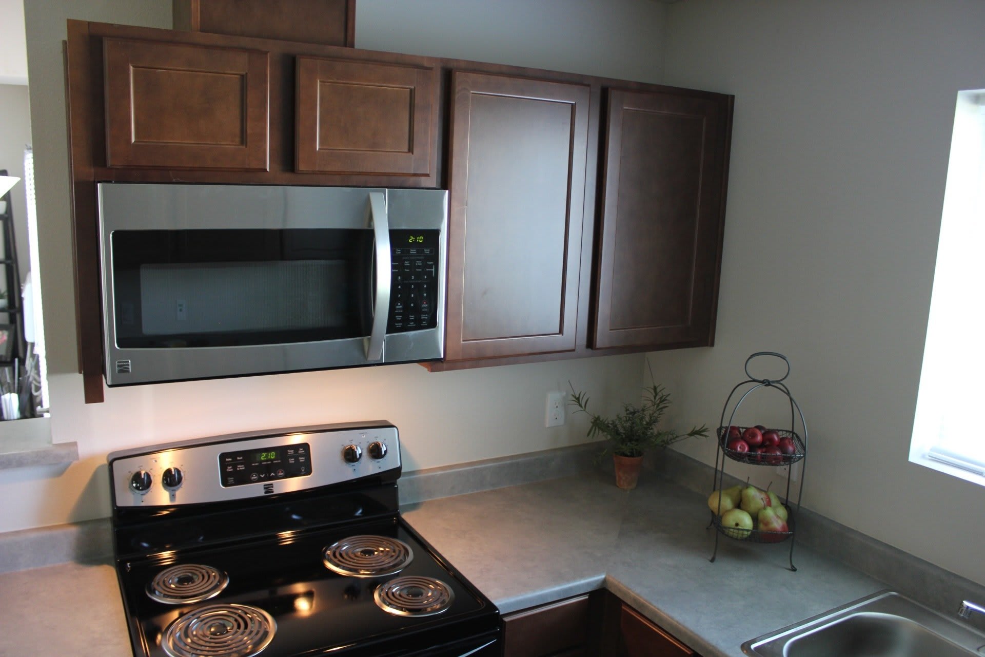 Blue Point Apartments – photo 2