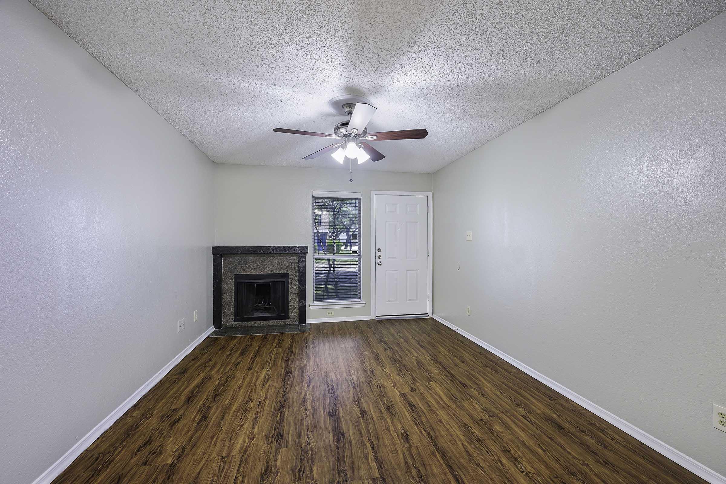 Parkwood Plaza Townhomes – photo 4