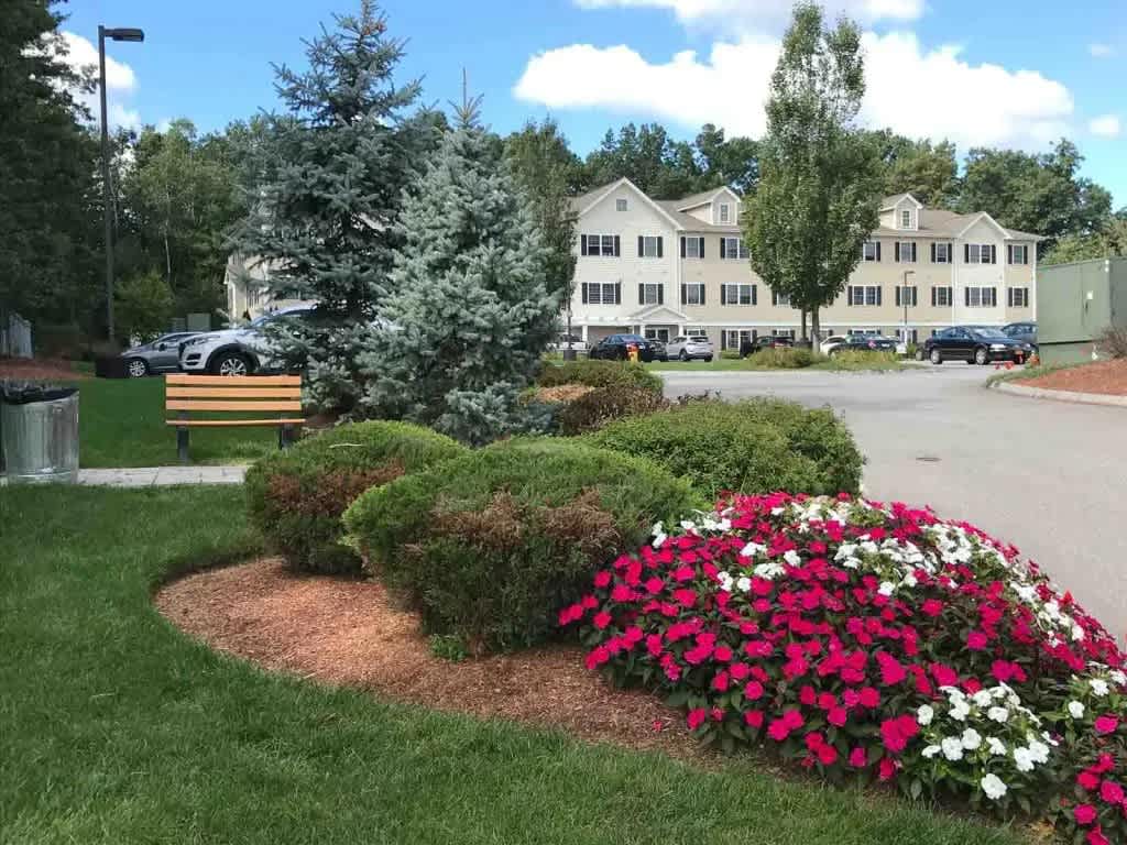 Redstone Apartments – photo 3
