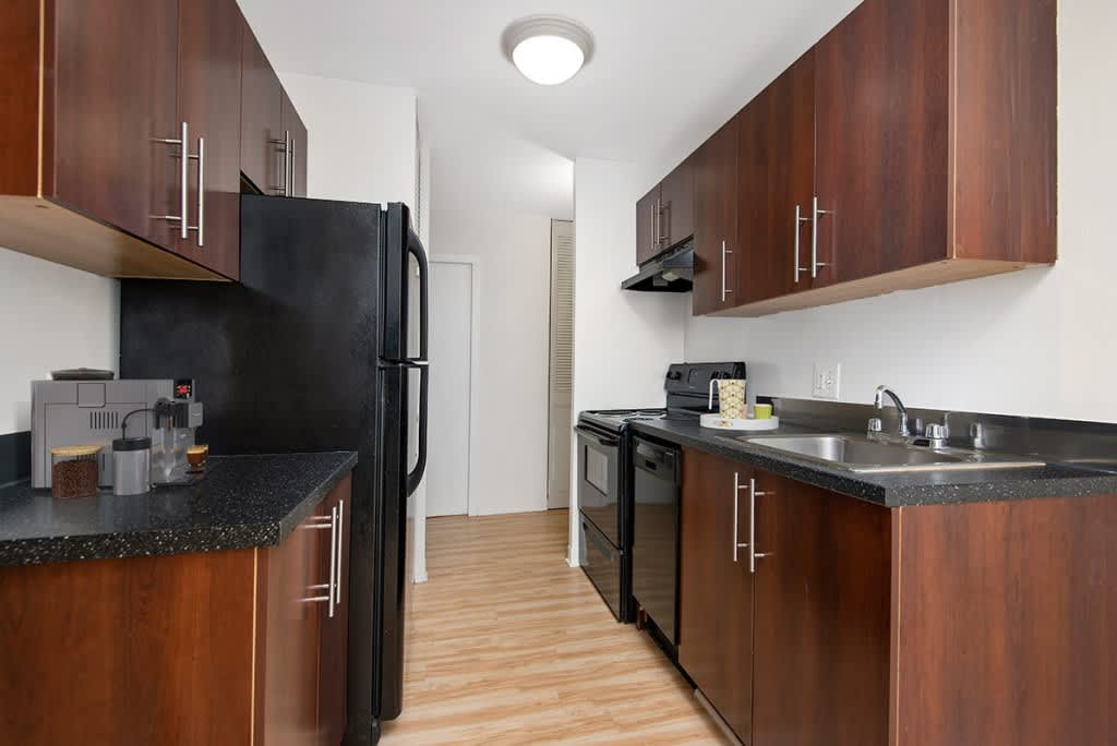 441 West Oakdale – photo 1