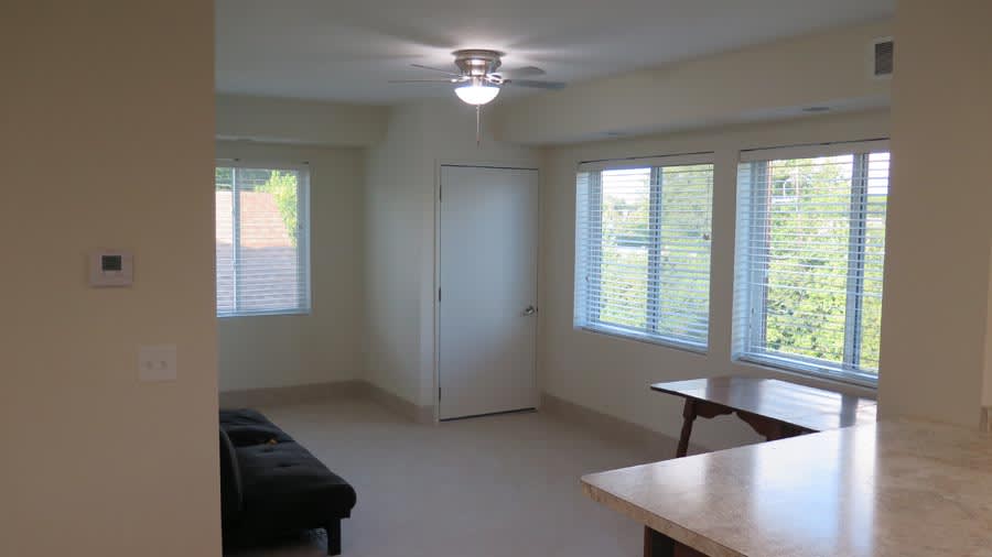 823 15th Avenue SE – photo 4