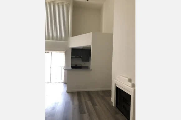1210 N Cherokee Ave – photo 3