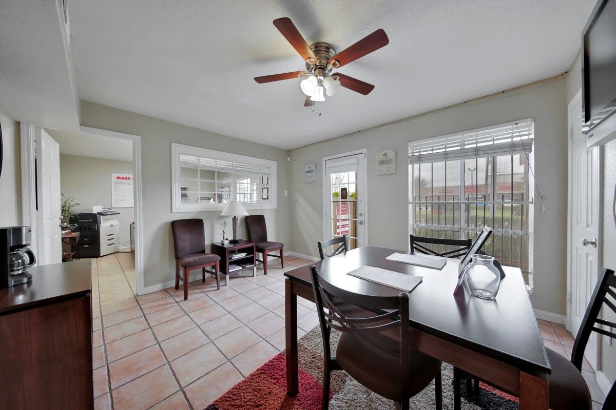 Pelican Pointe – photo 1