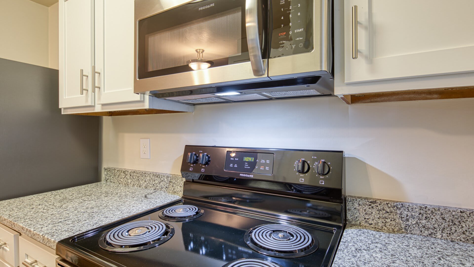 One Central Apartment Homes – photo 4