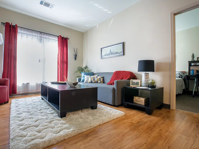 College Suites at City Station East – photo 3