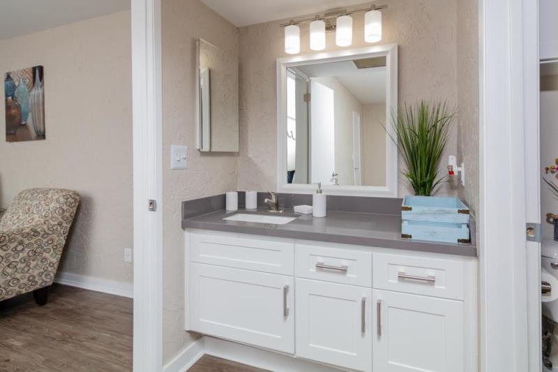 Mosaic at Western Apartments Homes – photo 4