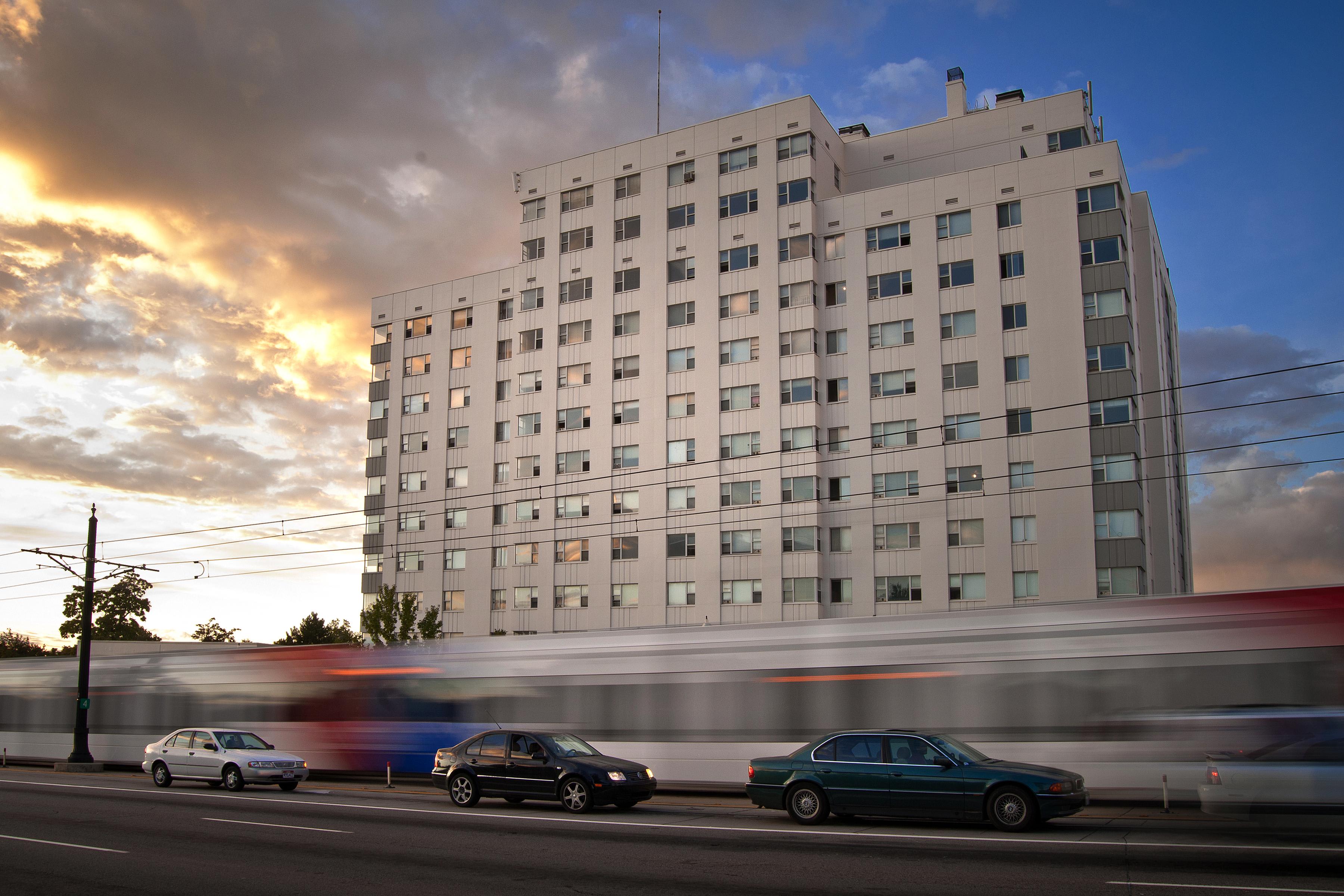 Yugo Salt Lake City Landing – photo 2