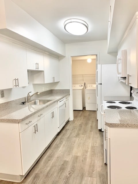 Foxpointe Townhouses – photo 4