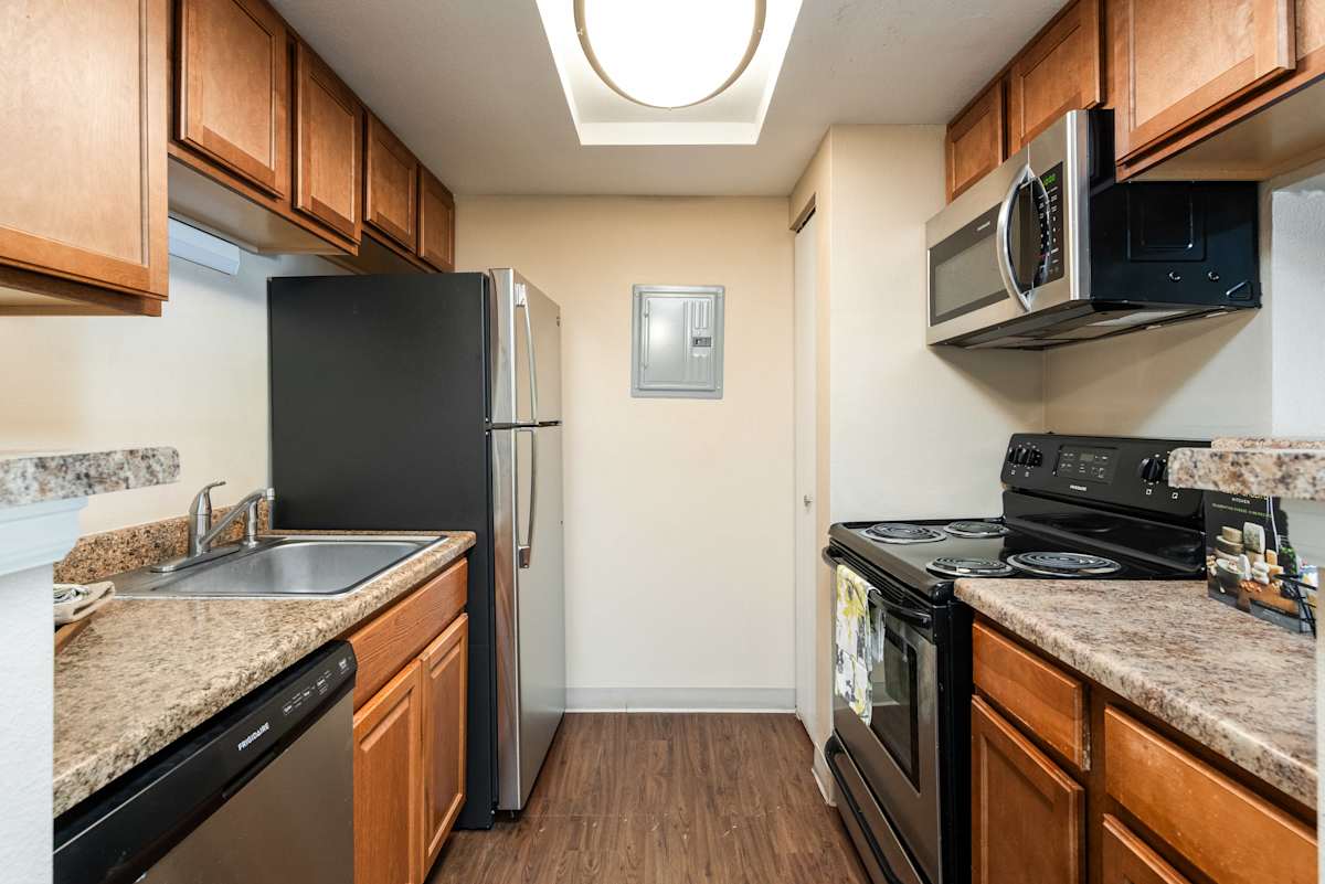 Oak Ridge Apartments – photo 4