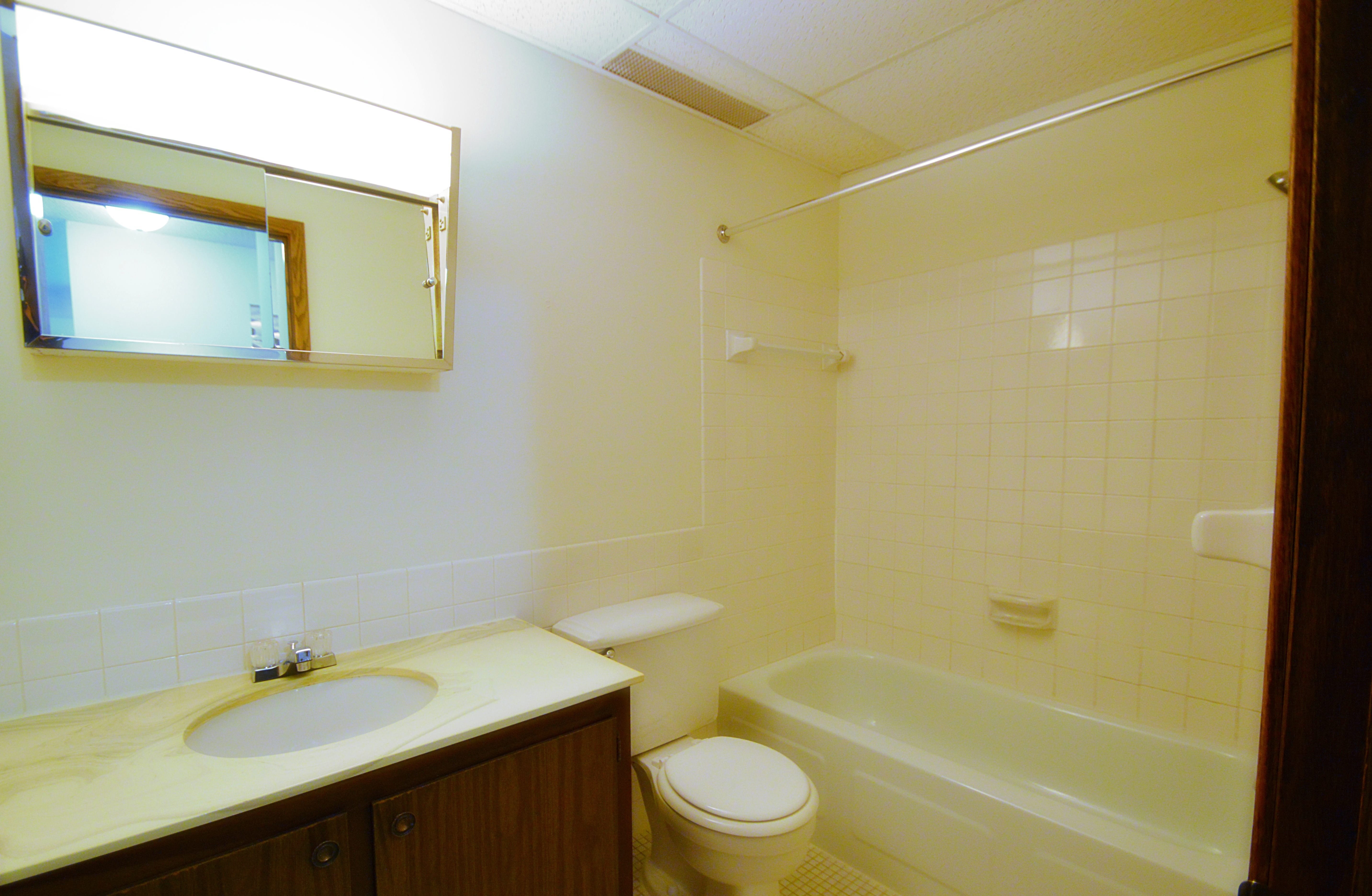 Quebec Apartments – photo 4