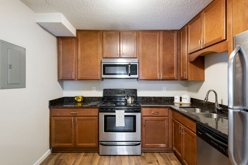 Shannon Glen Townhomes – photo 2