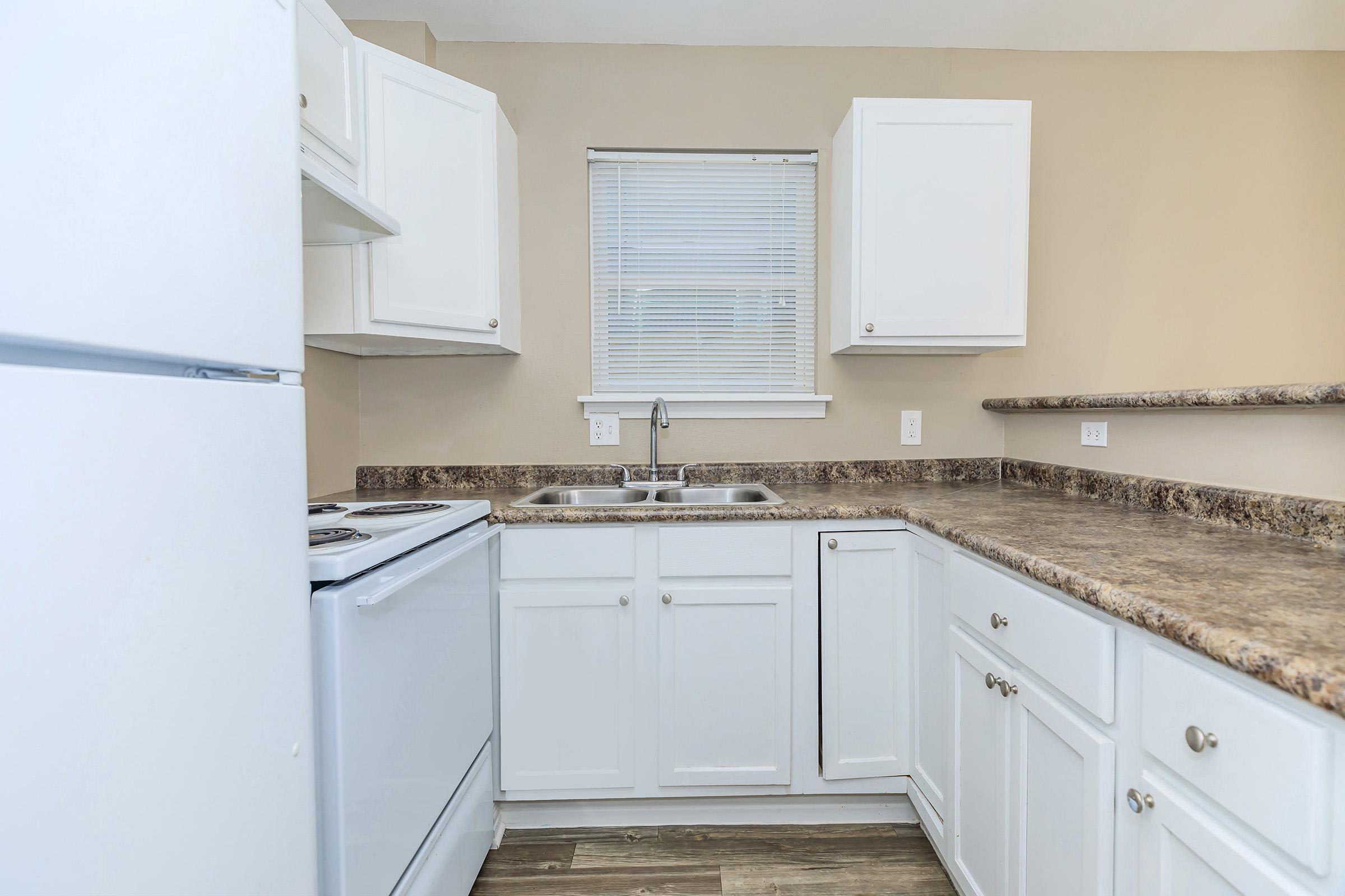 Falling Water Apartments – photo 1