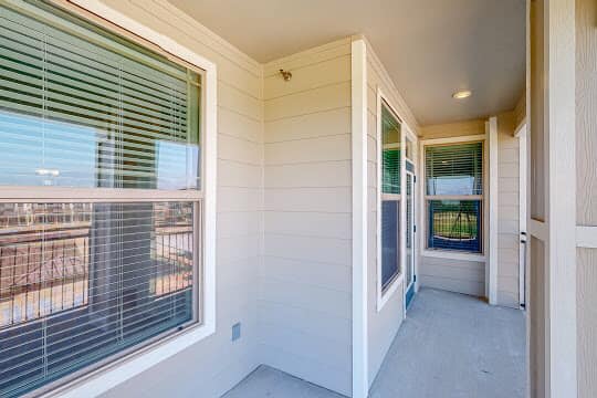 Residence at Oakmont Apartments – photo 4