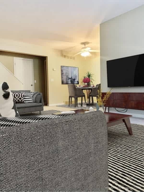 Foxpointe Townhouses – photo 3