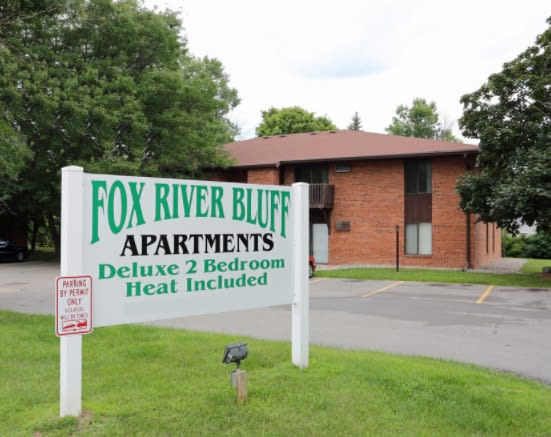 Fox River Bluff Apartments – photo 4