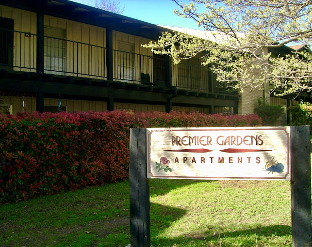 Premier Gardens Apt. – photo 4