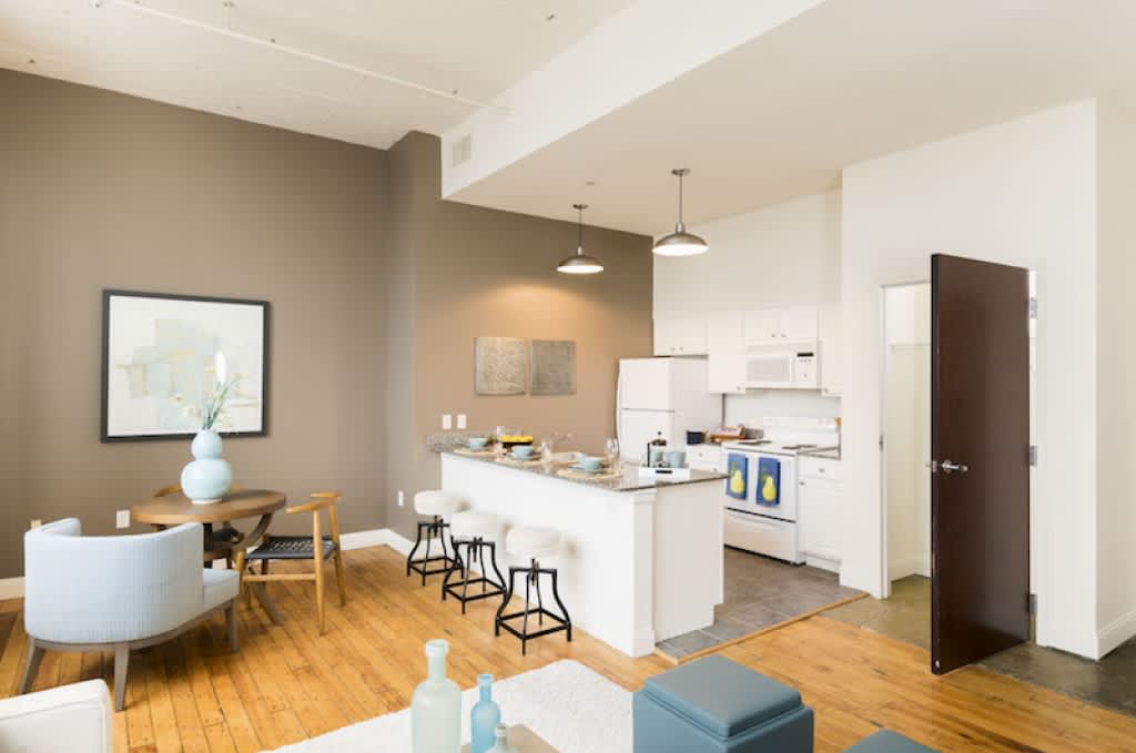 305 Dutton Street – photo 5