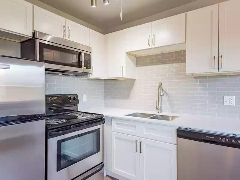 The Joshua Tree Apartments – photo 1
