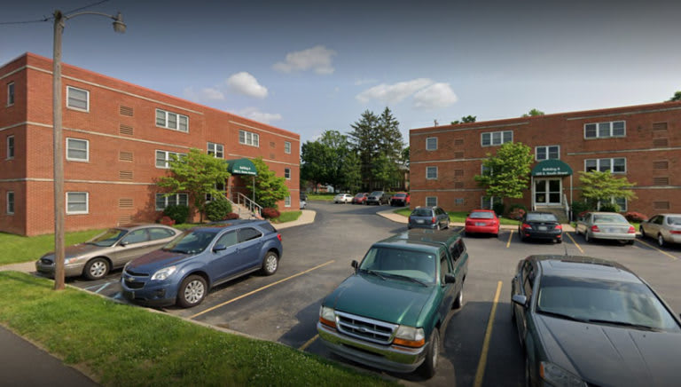 Parkside Apartments – photo 2