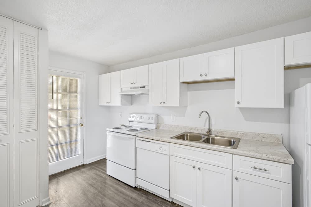 The Residences at Lakeview – photo 1