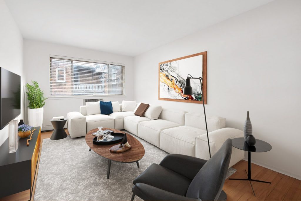537 West Melrose – photo 1