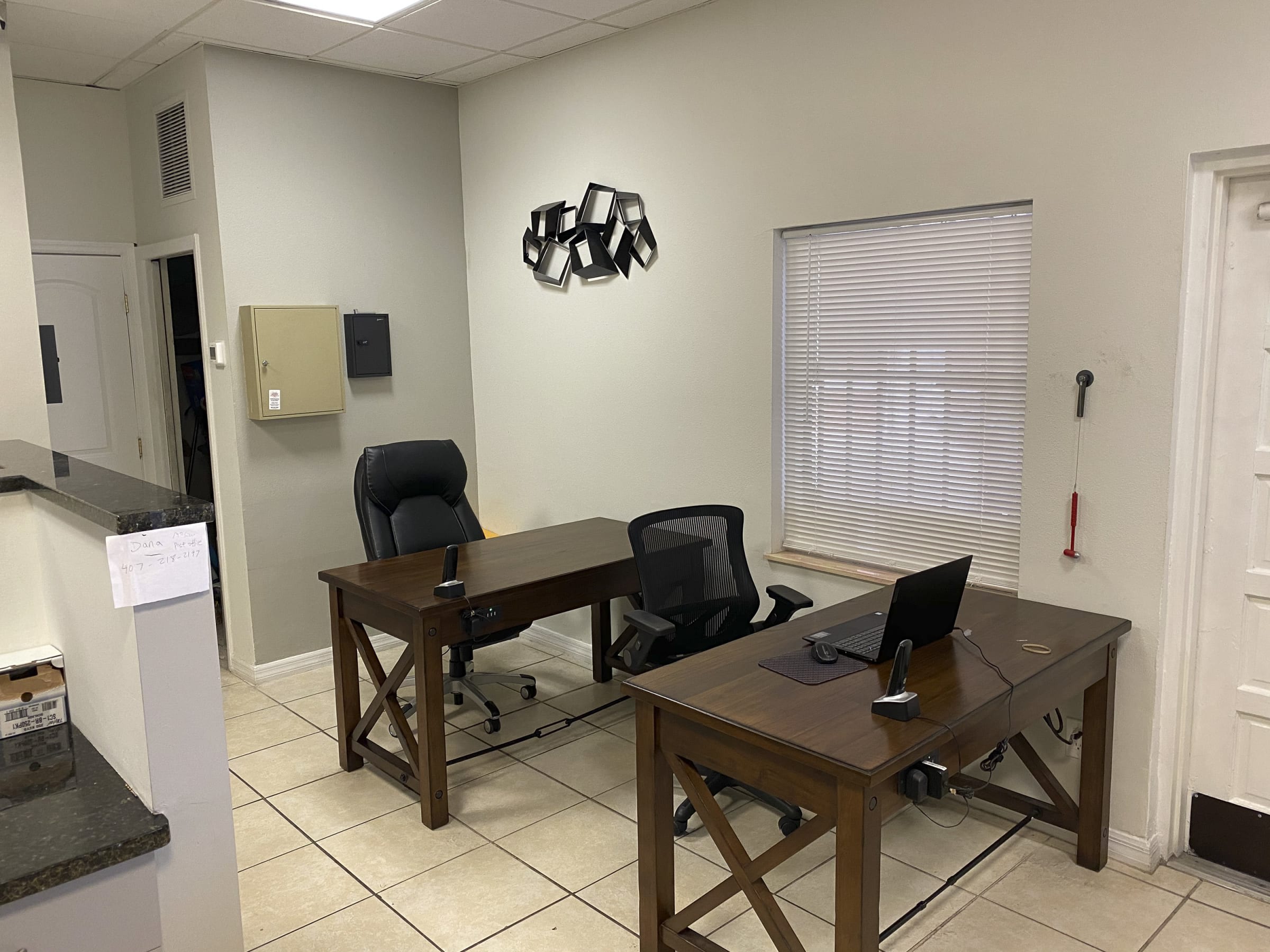 Colonial Drive – photo 3