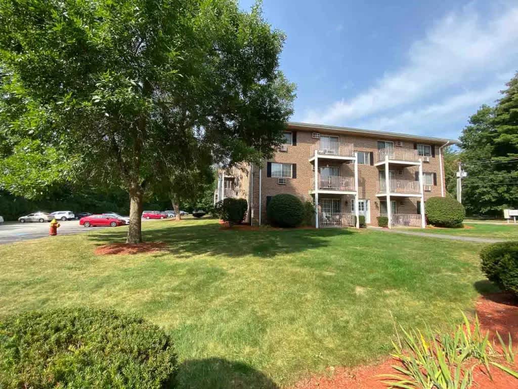 Park View Hills Condominium – photo 4