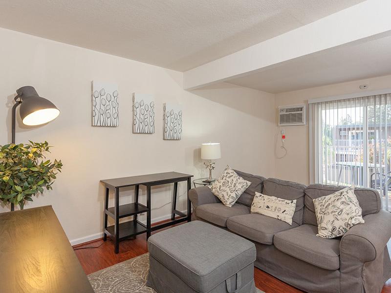 Sun Valley Apartment Homes – photo 4