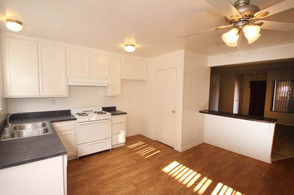 Colony Frontera Apartments – photo 1