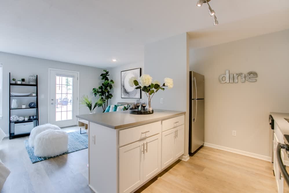 Loring Park Apartments – photo 3