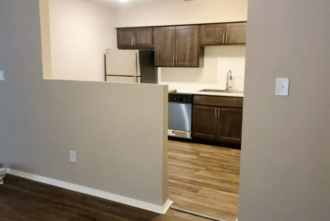 Dalton Pointe Apartments – photo 1