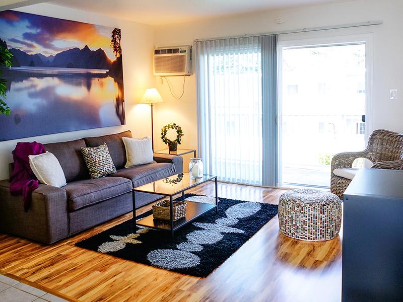 Sun Valley Apartment Homes – photo 2