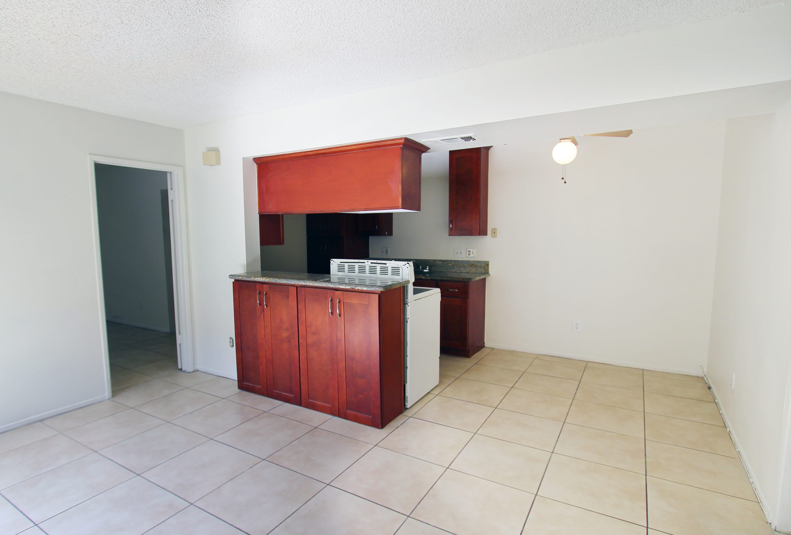 Loma Linda – photo 3