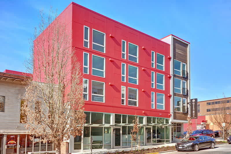 Queen Anne Flats – photo 1