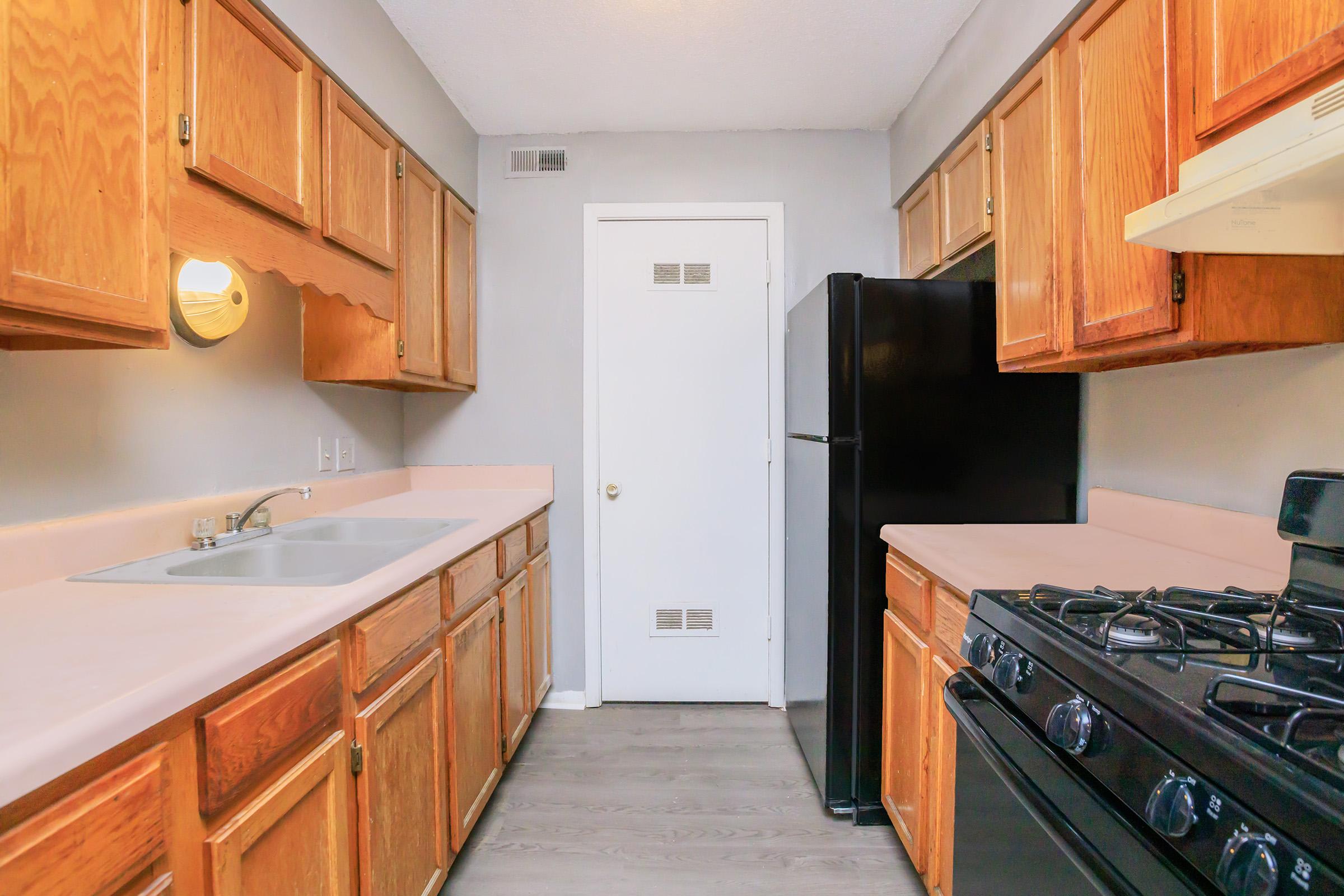 Freedom Park Apartments – photo 3