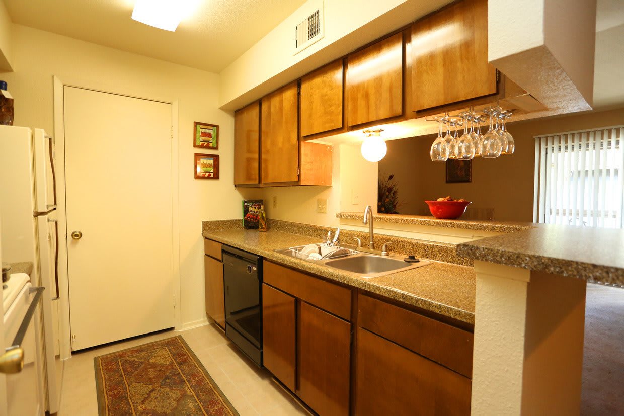 Windchase Hamlet Apartments – photo 4