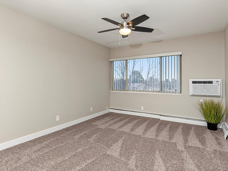 Chestnut Hills Apartments – photo 2