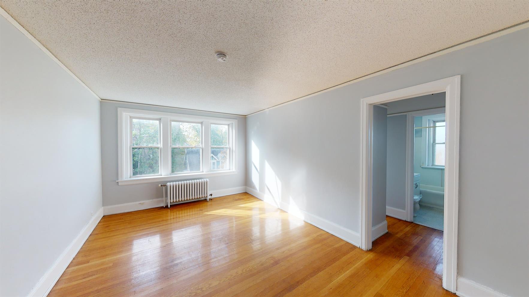 1165 Delaware – photo 4