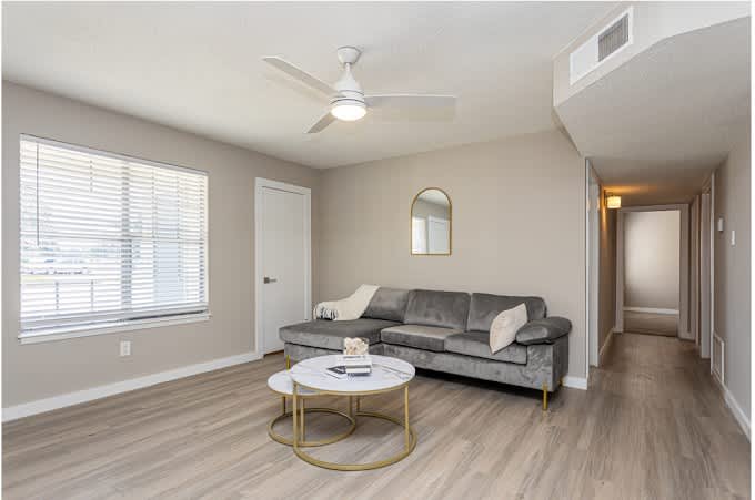 Laurel Oak Village Apartments – photo 3