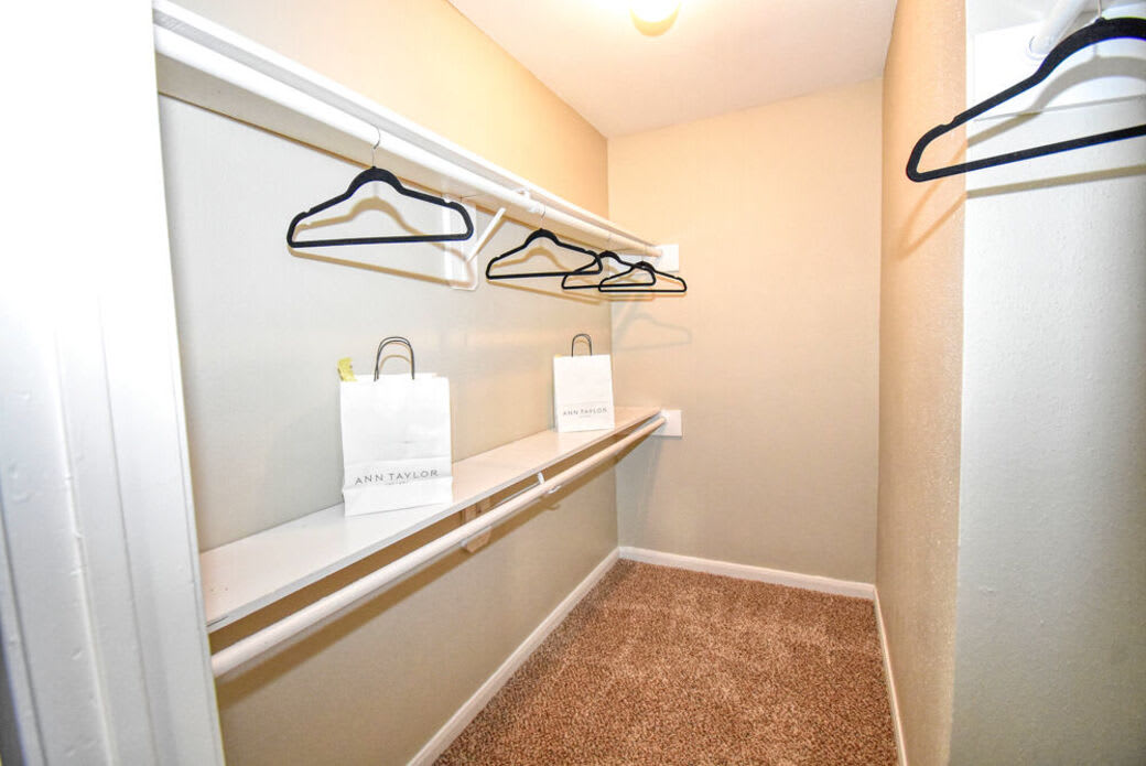Glen Cove Apartments – photo 5