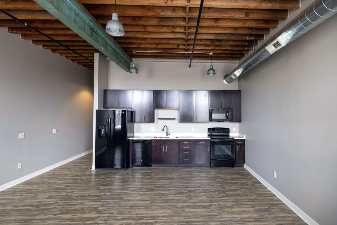 1440 Locust – photo 2