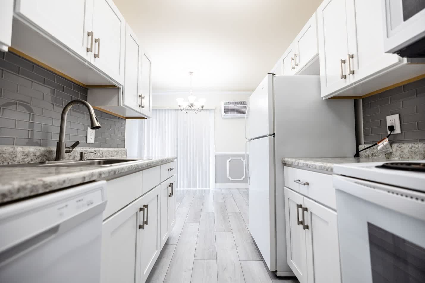 Fox Meadow Apartment Homes – photo 1
